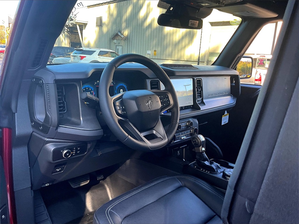 2025 Ford Bronco Badlands - Photo 7