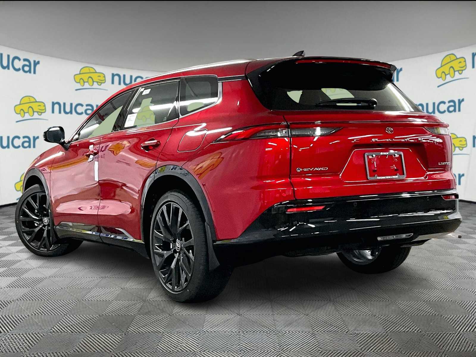 2025 Toyota Crown Signia Limited - Photo 5