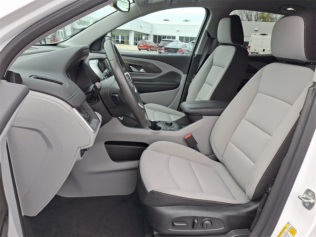 2023 GMC Terrain SLE - Photo 14