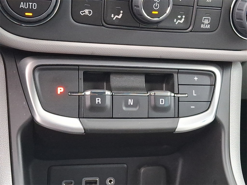 2023 GMC Terrain SLE - Photo 15