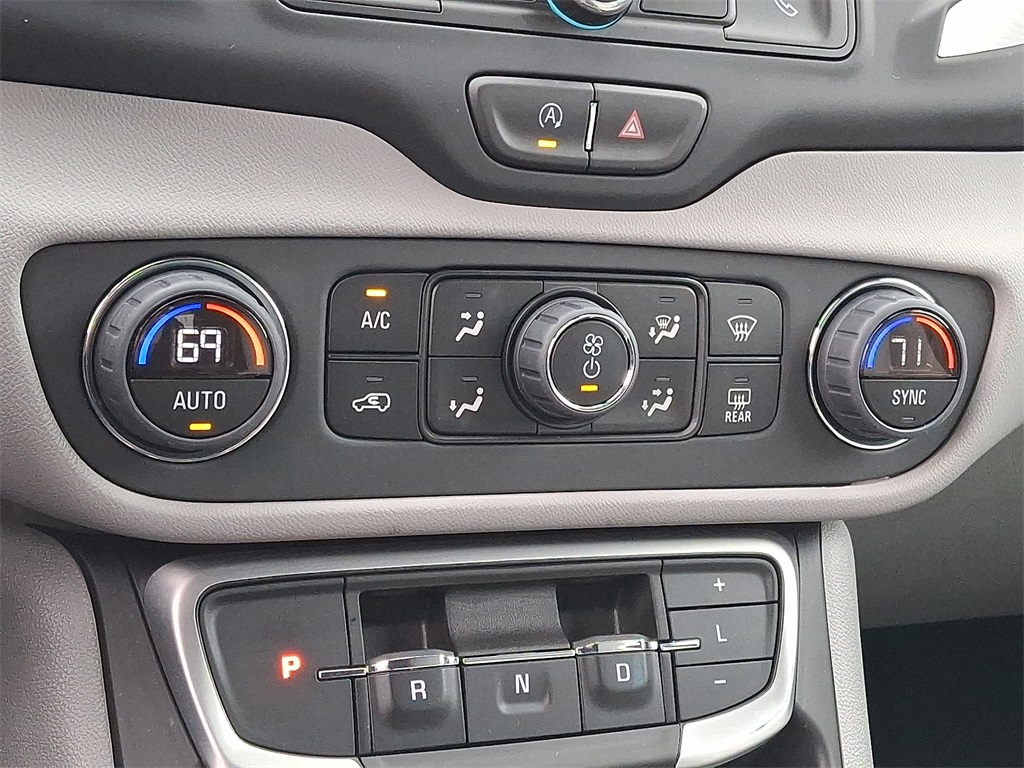 2023 GMC Terrain SLE - Photo 16