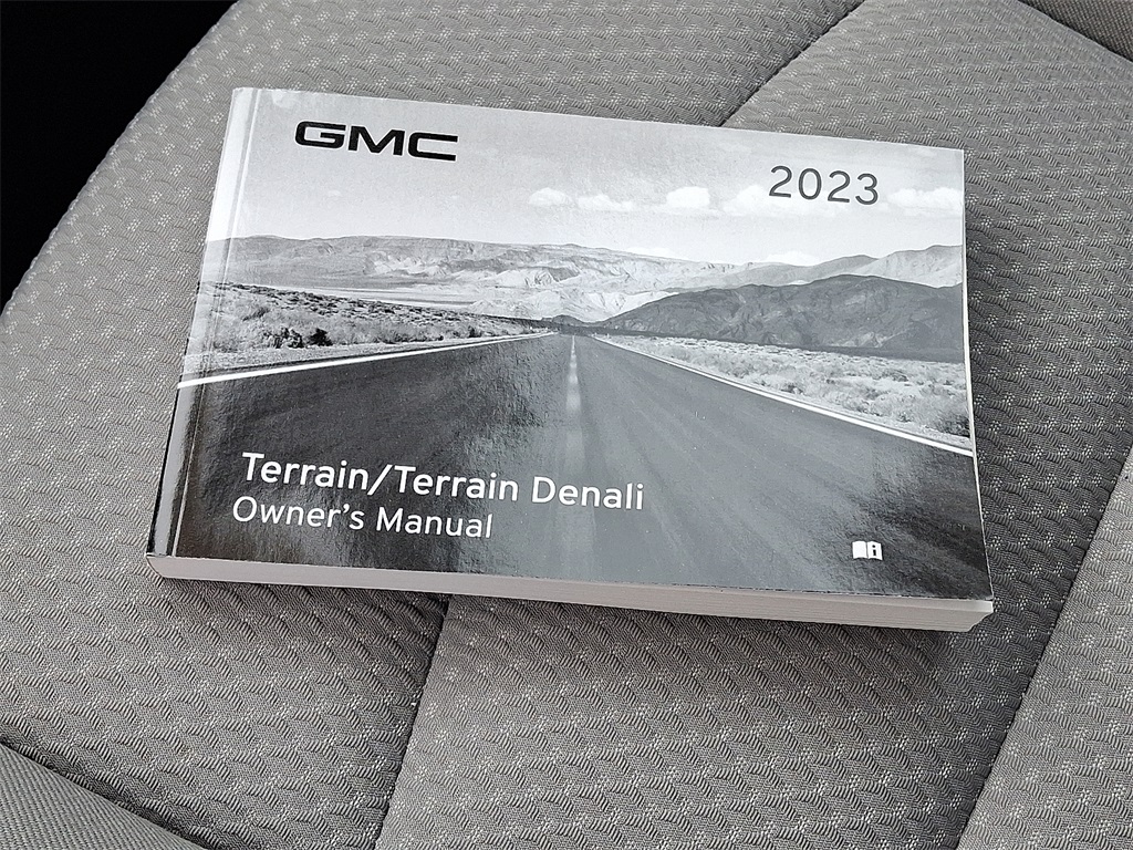 2023 GMC Terrain SLE - Photo 26