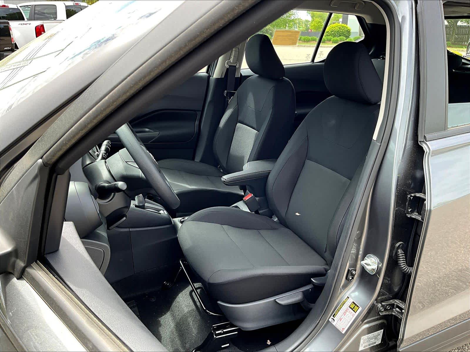 2025 Nissan Kicks Play S - Photo 11