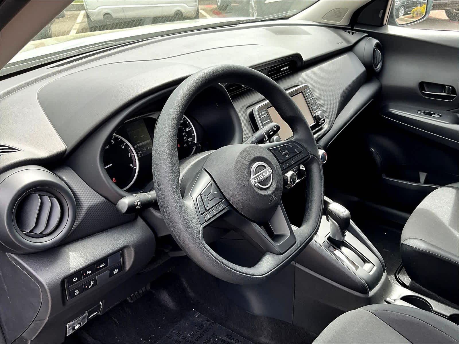 2025 Nissan Kicks Play S - Photo 9