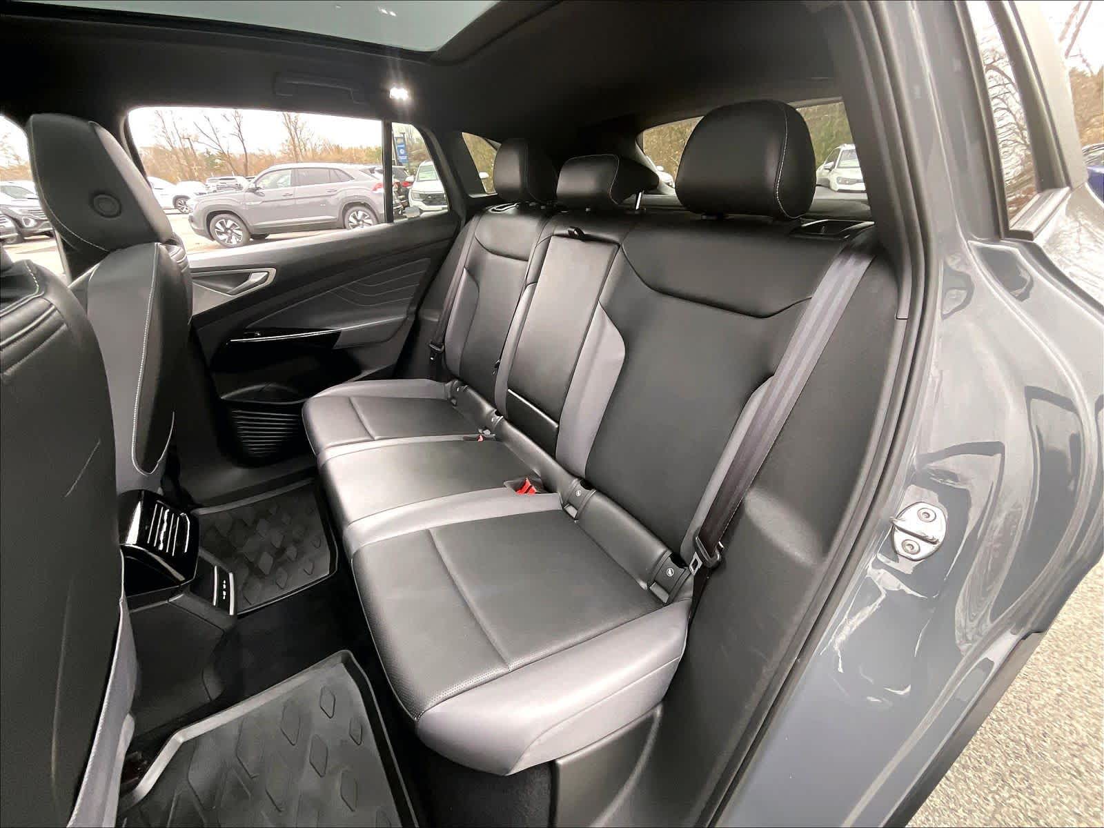 2023 Volkswagen ID.4 Pro S - Photo 15