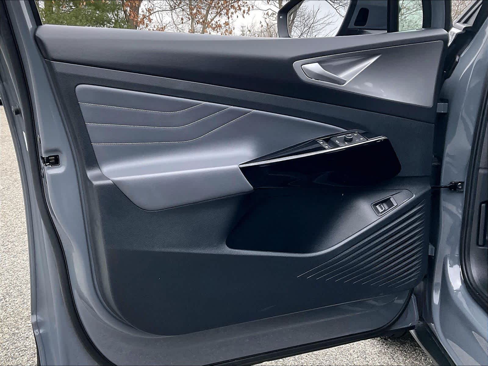 2023 Volkswagen ID.4 Pro S - Photo 9