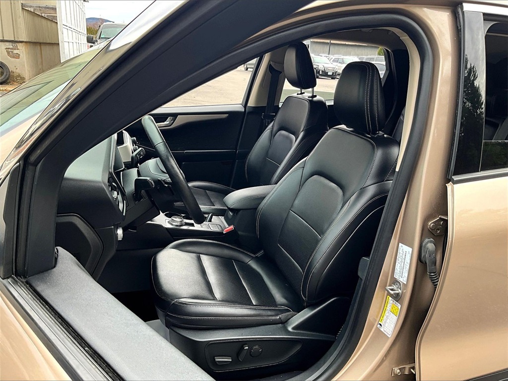 2020 Ford Escape SEL - Photo 10