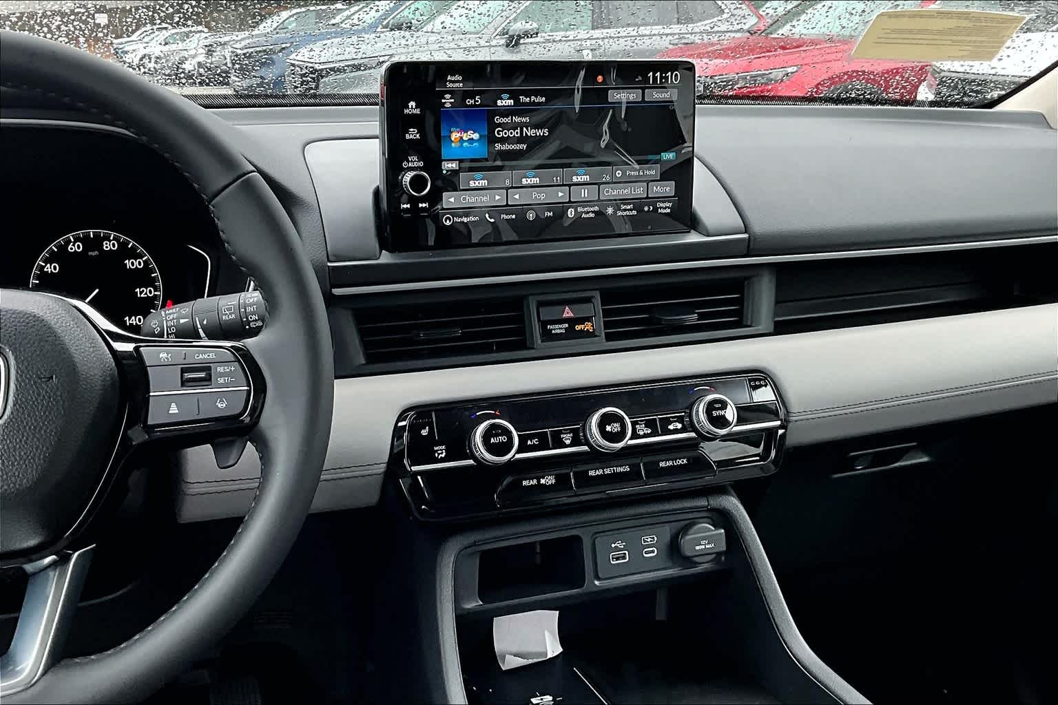 2025 Honda Pilot Touring - Photo 13