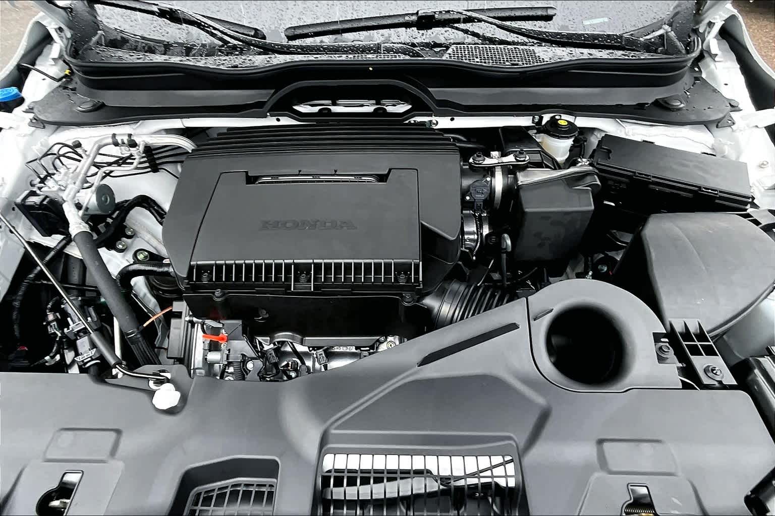 2025 Honda Pilot Touring - Photo 16