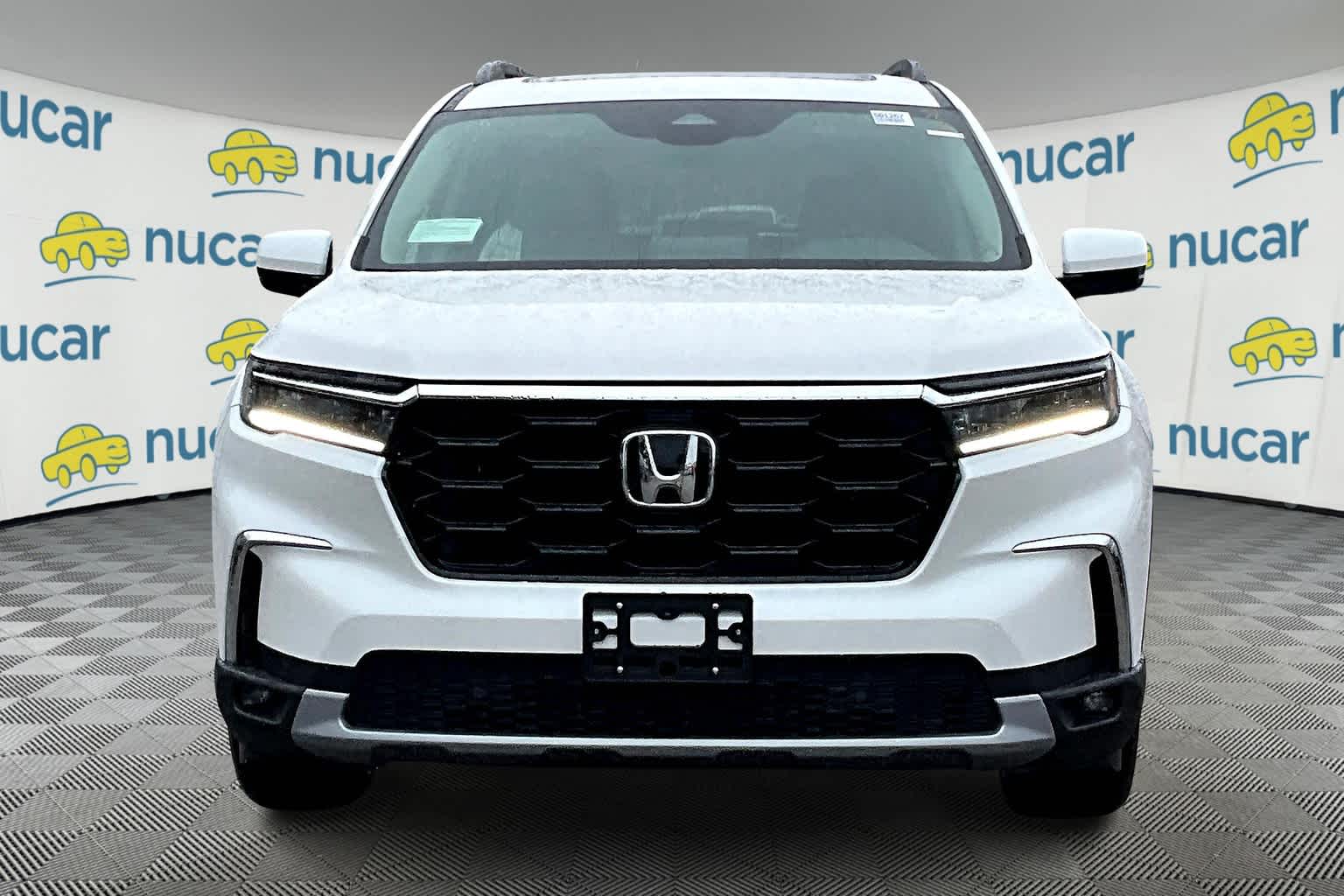 2025 Honda Pilot Touring - Photo 3