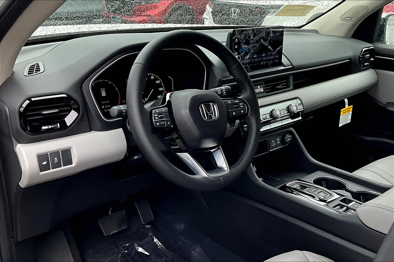 2025 Honda Pilot Touring - Photo 9