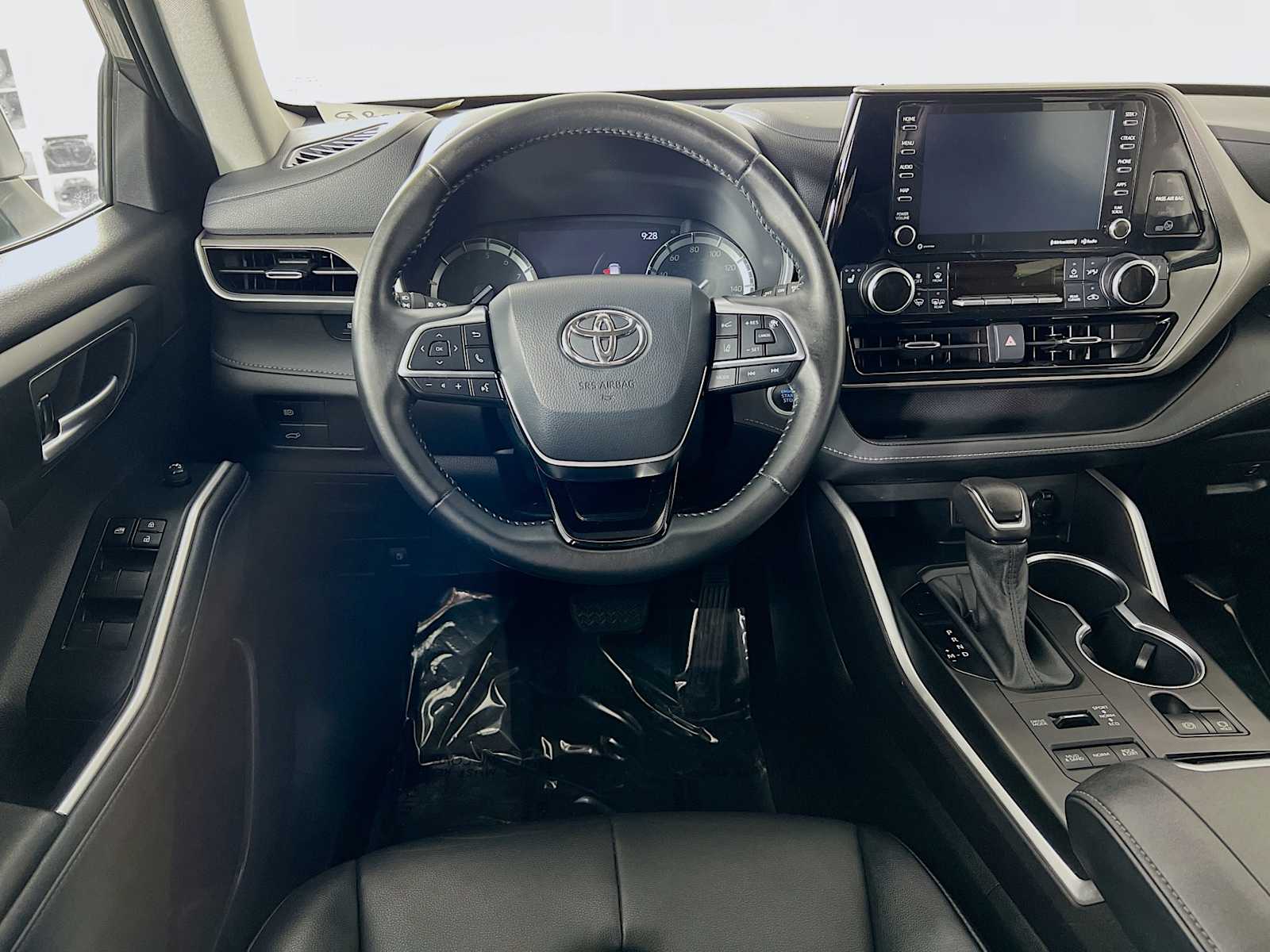 2021 Toyota Highlander XLE - Photo 23