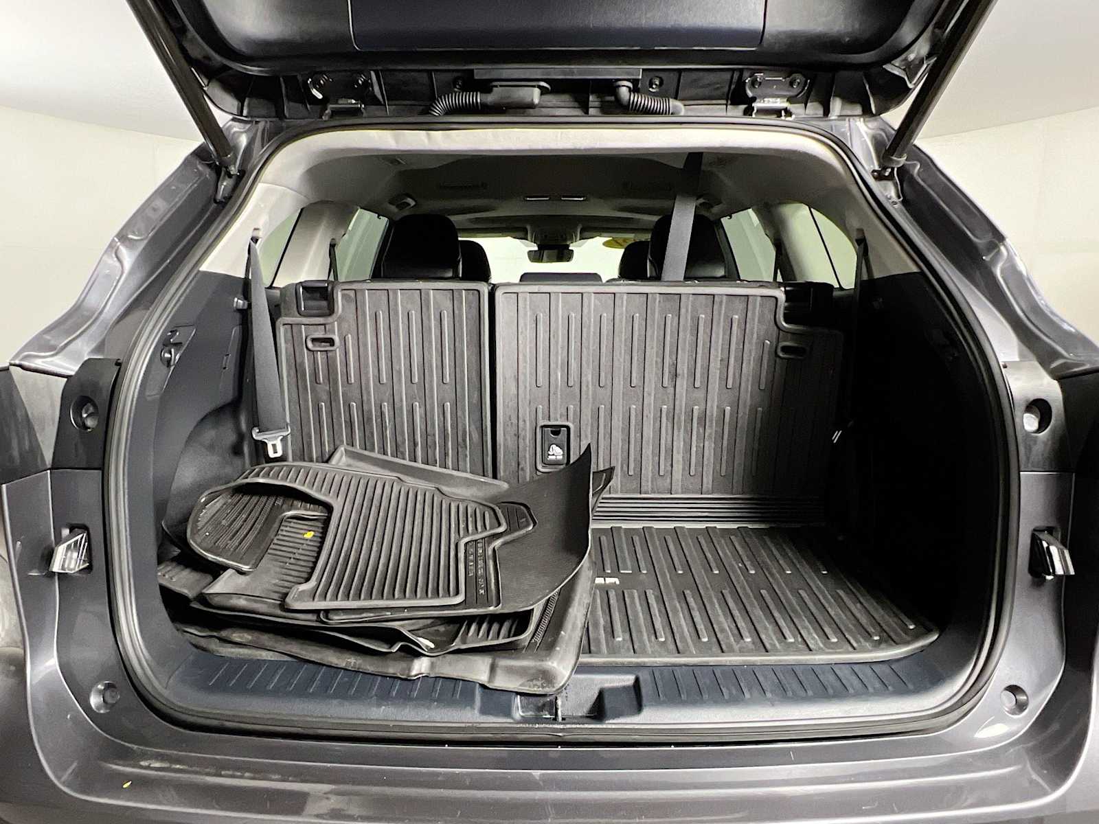 2021 Toyota Highlander XLE - Photo 27