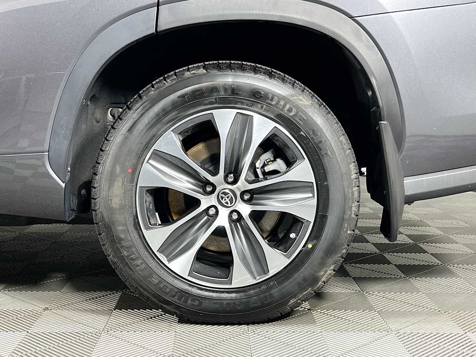 2021 Toyota Highlander XLE - Photo 33