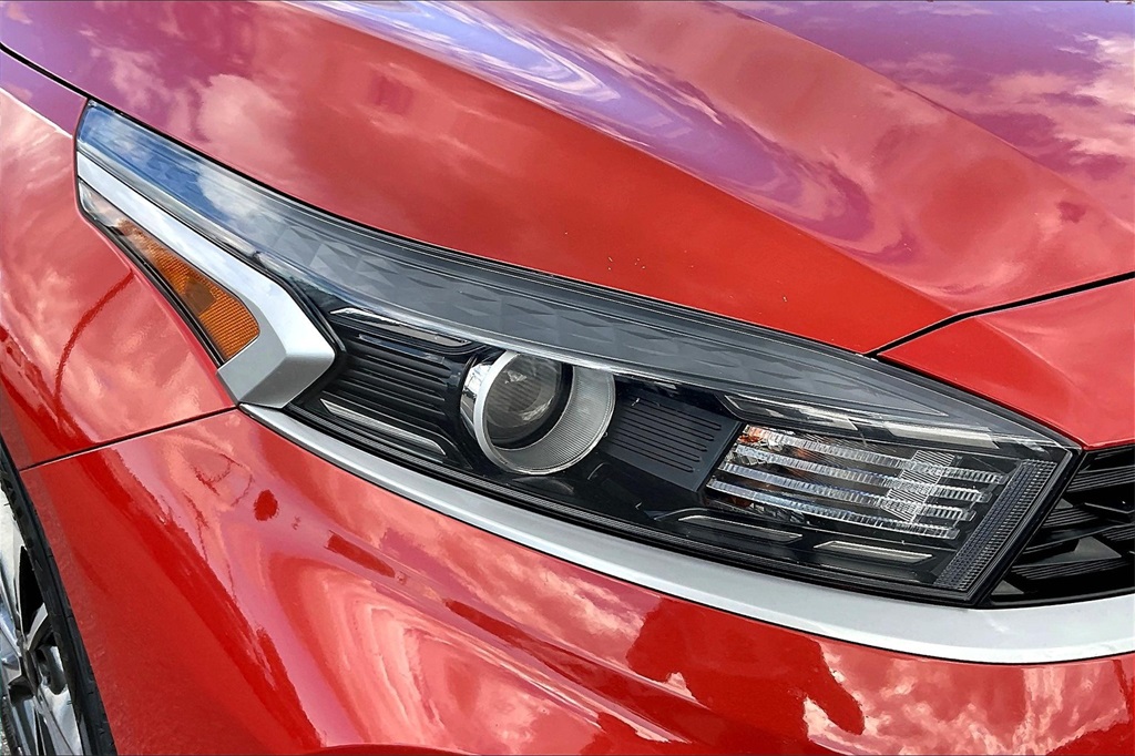 2023 Kia Forte LXS - Photo 28