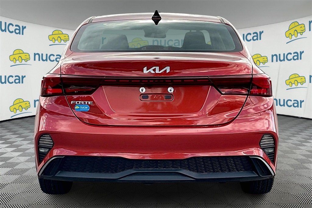 2023 Kia Forte LXS - Photo 5