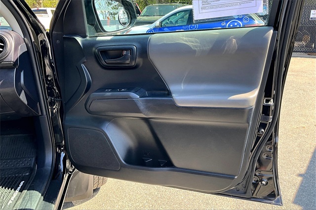2019 Toyota Tacoma SR5 - Photo 19