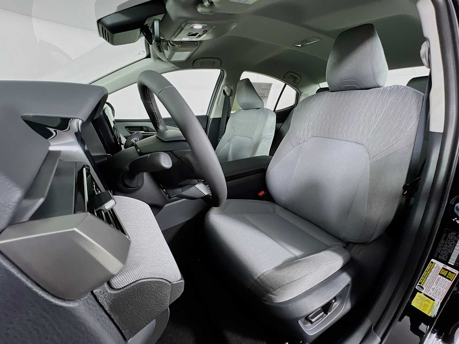 2025 Toyota Camry LE - Photo 12