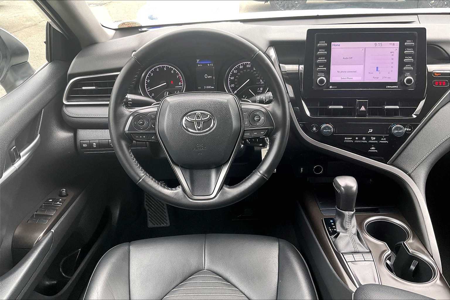 2023 Toyota Camry Hybrid SE Nightshade - Photo 17