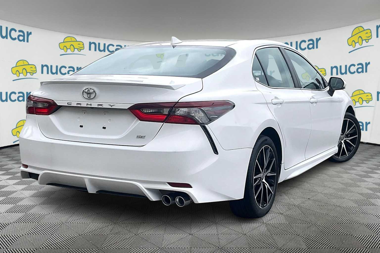 2023 Toyota Camry Hybrid SE Nightshade - Photo 6