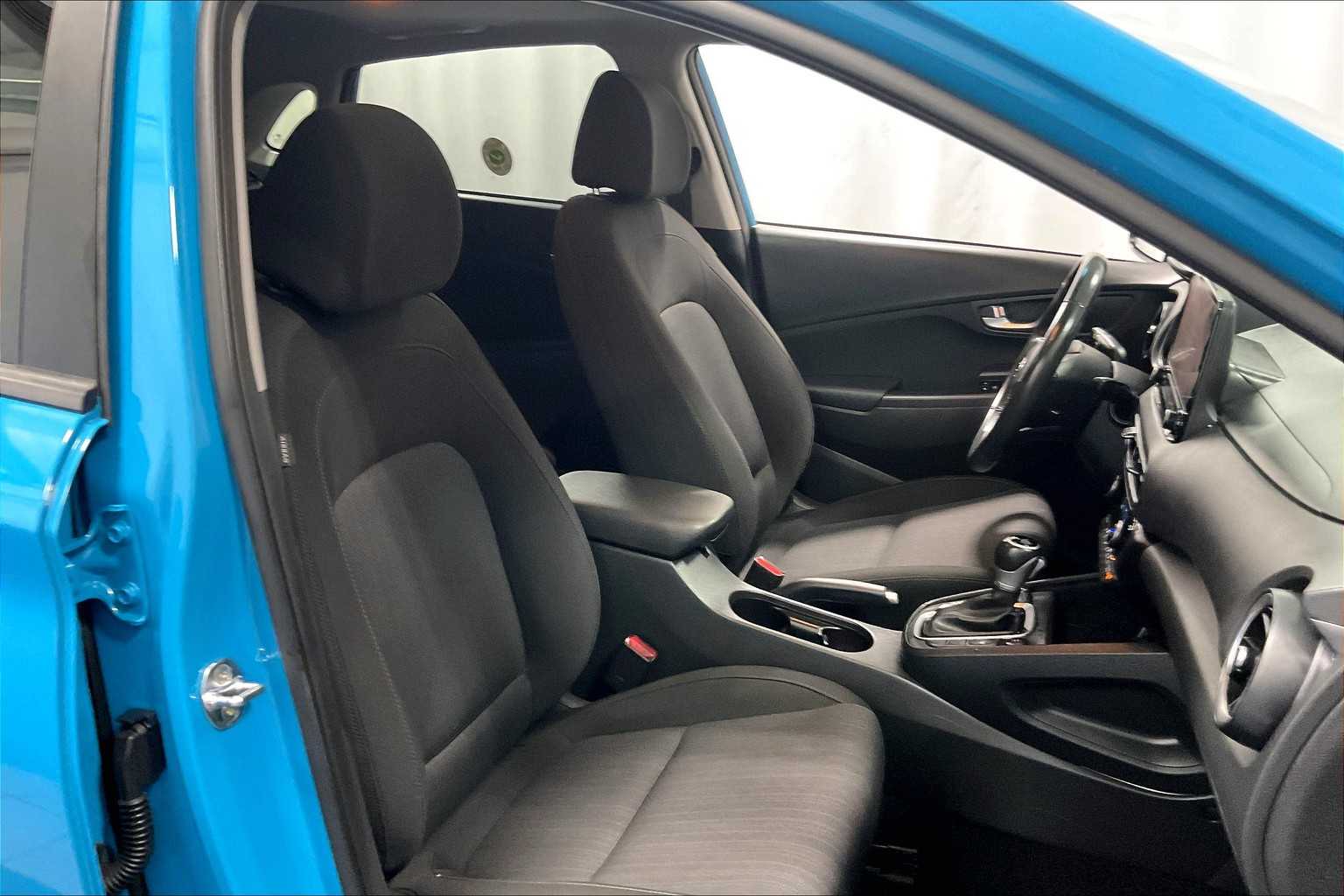 2023 Hyundai Kona SEL - Photo 11