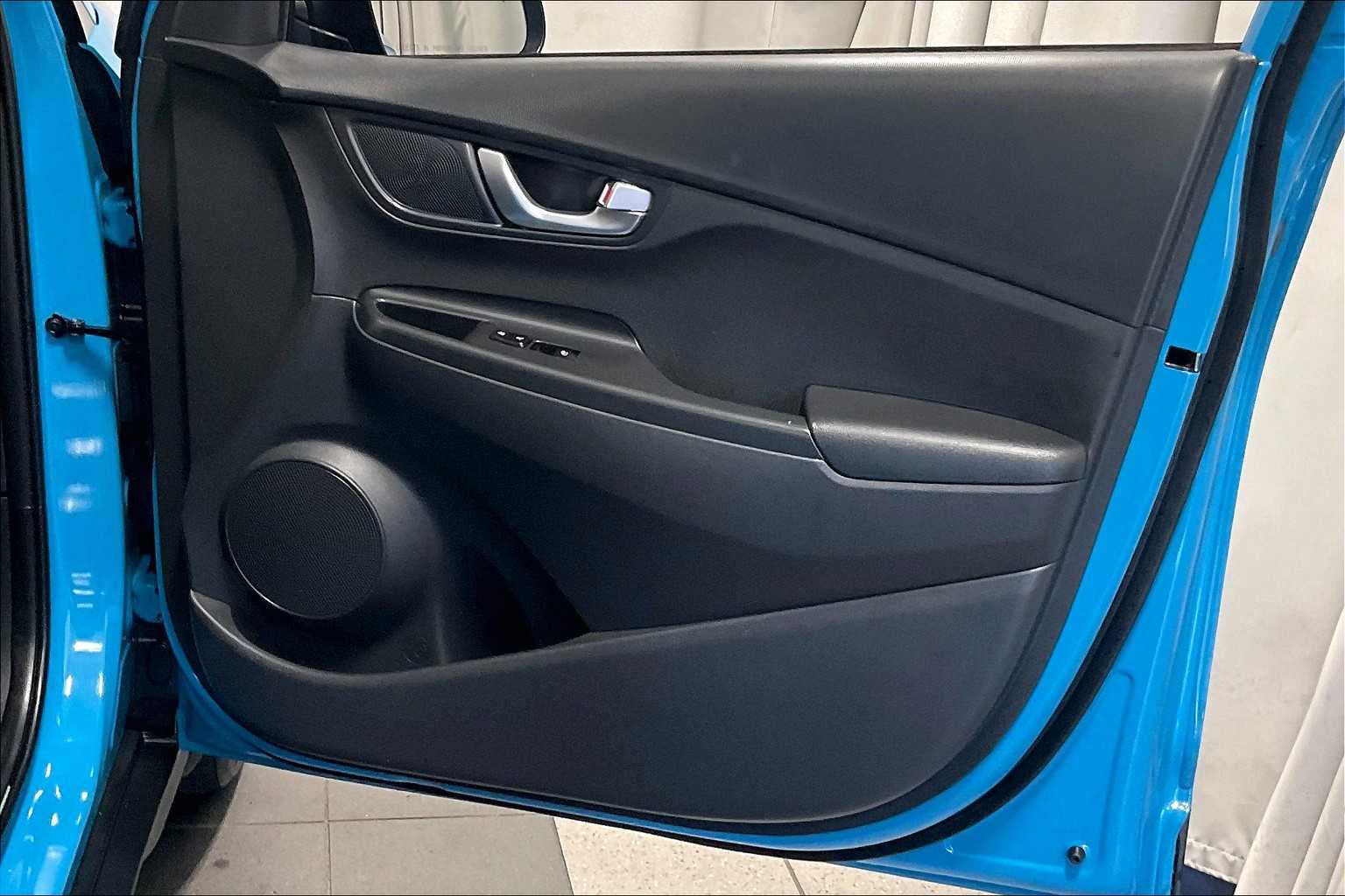 2023 Hyundai Kona SEL - Photo 12