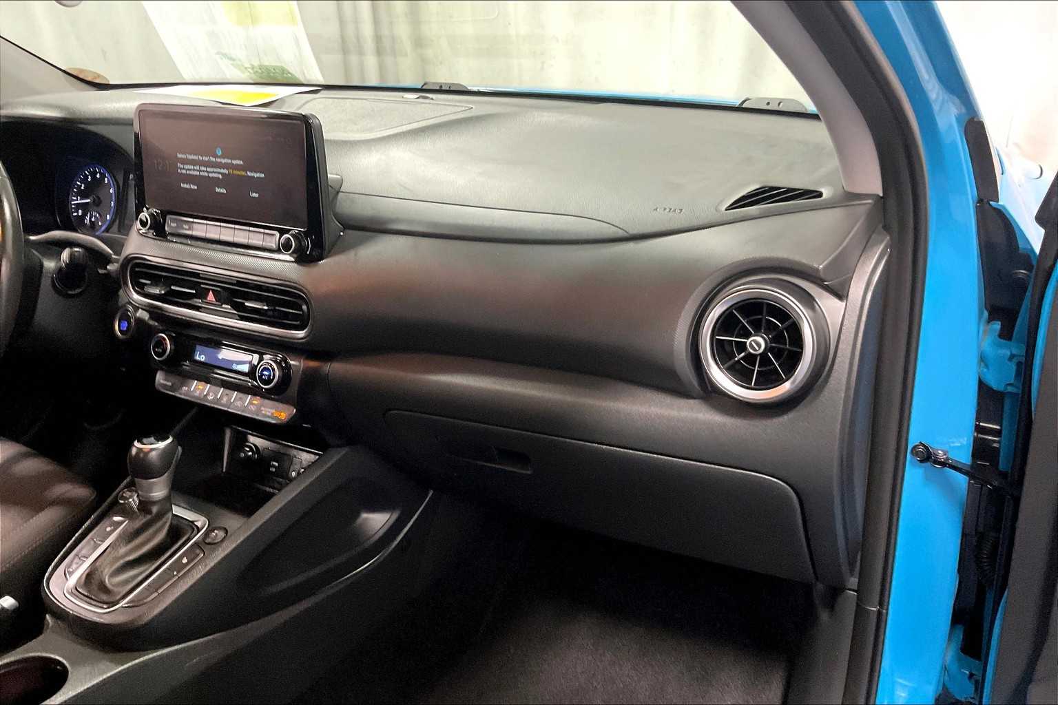 2023 Hyundai Kona SEL - Photo 13