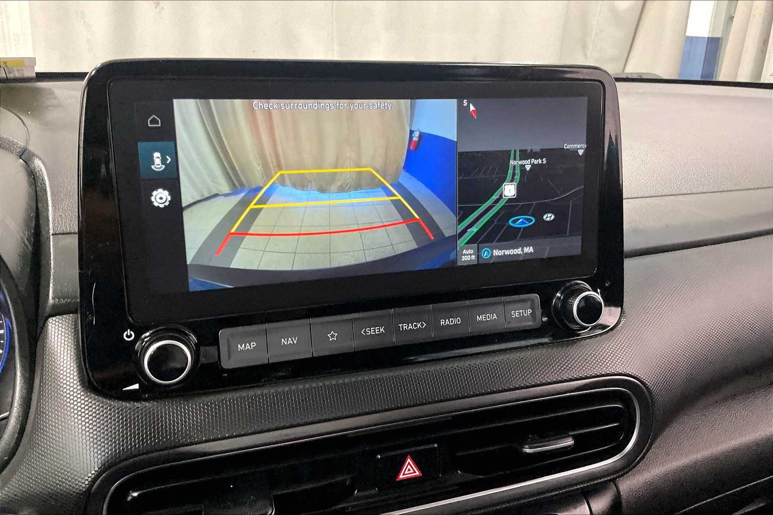 2023 Hyundai Kona SEL - Photo 19