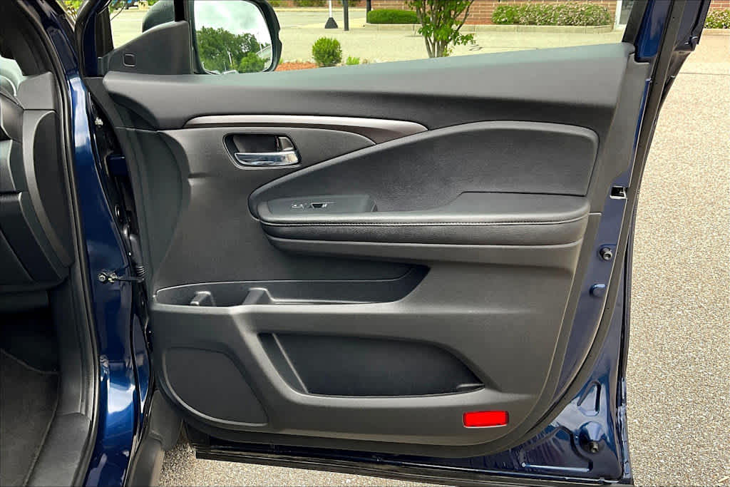 2022 Honda Pilot Sport - Photo 11