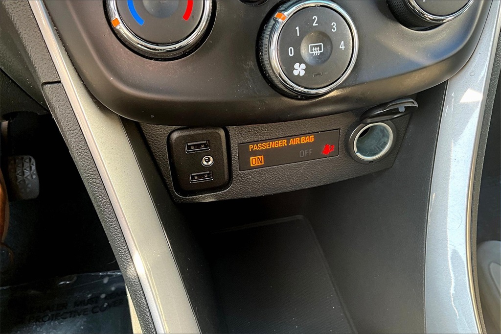 2021 Chevrolet Trax LS - Photo 26