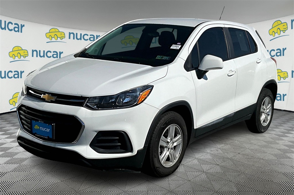 2021 Chevrolet Trax LS - Photo 3