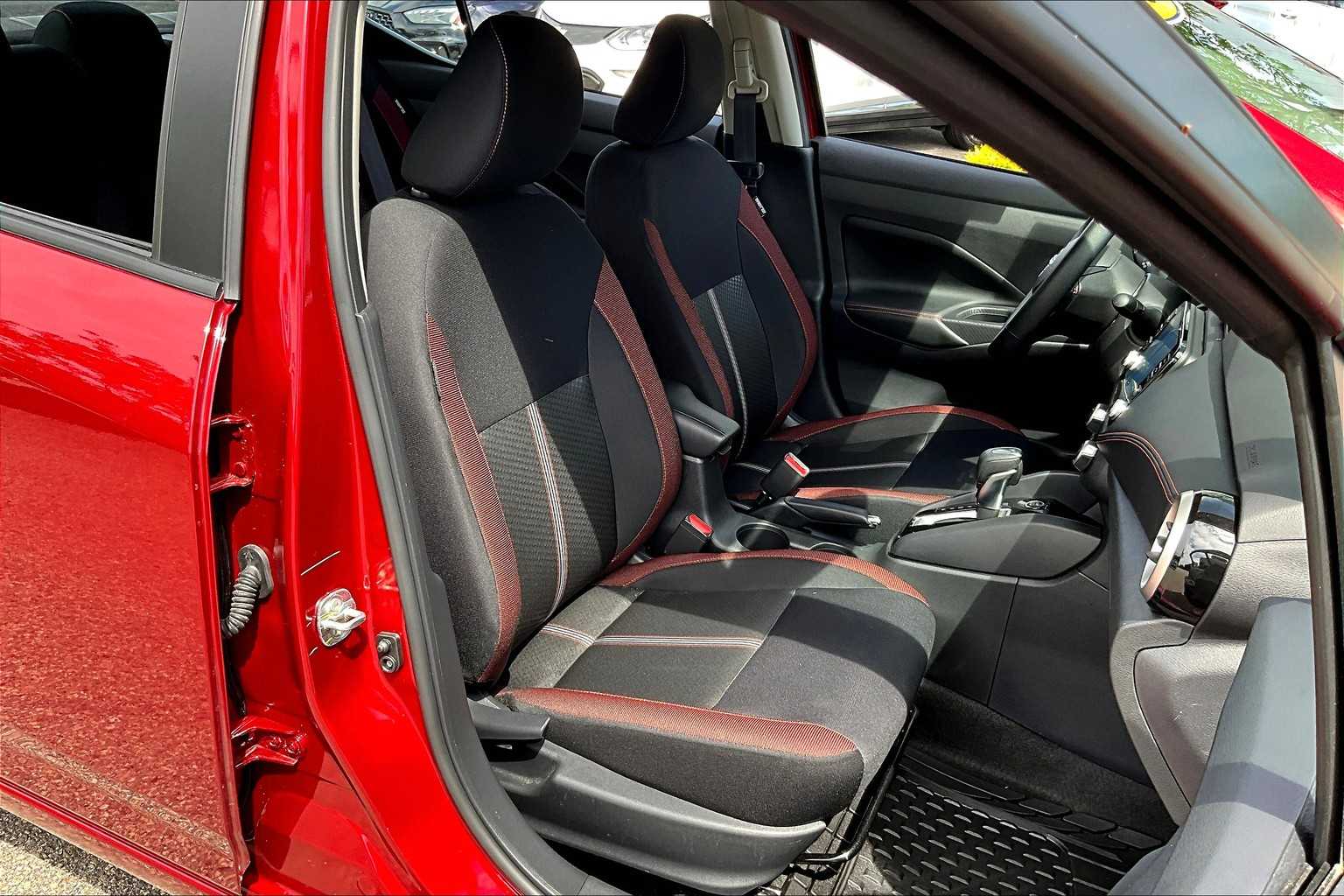 2023 Nissan Versa SR - Photo 11