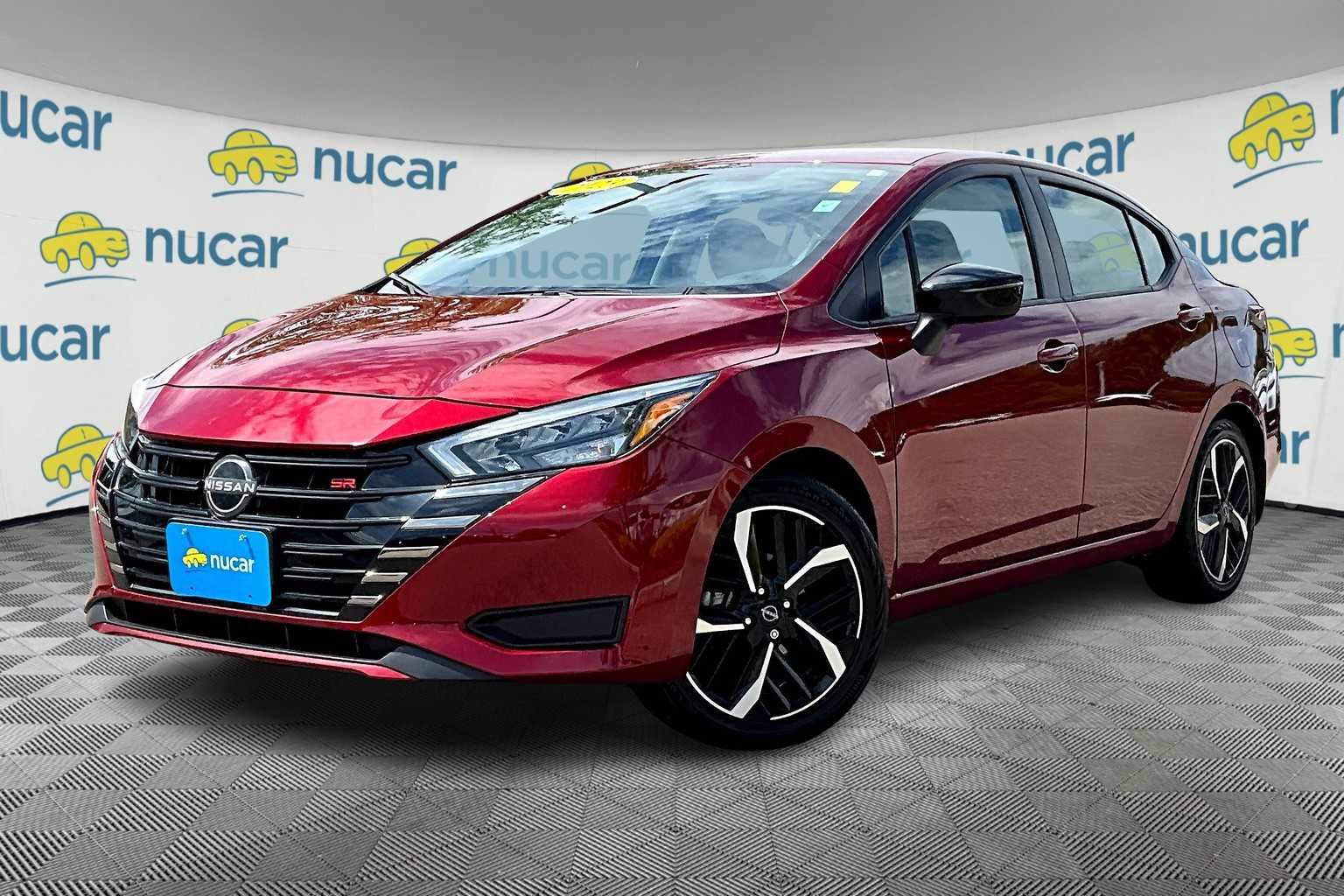 2023 Nissan Versa SR - Photo 3