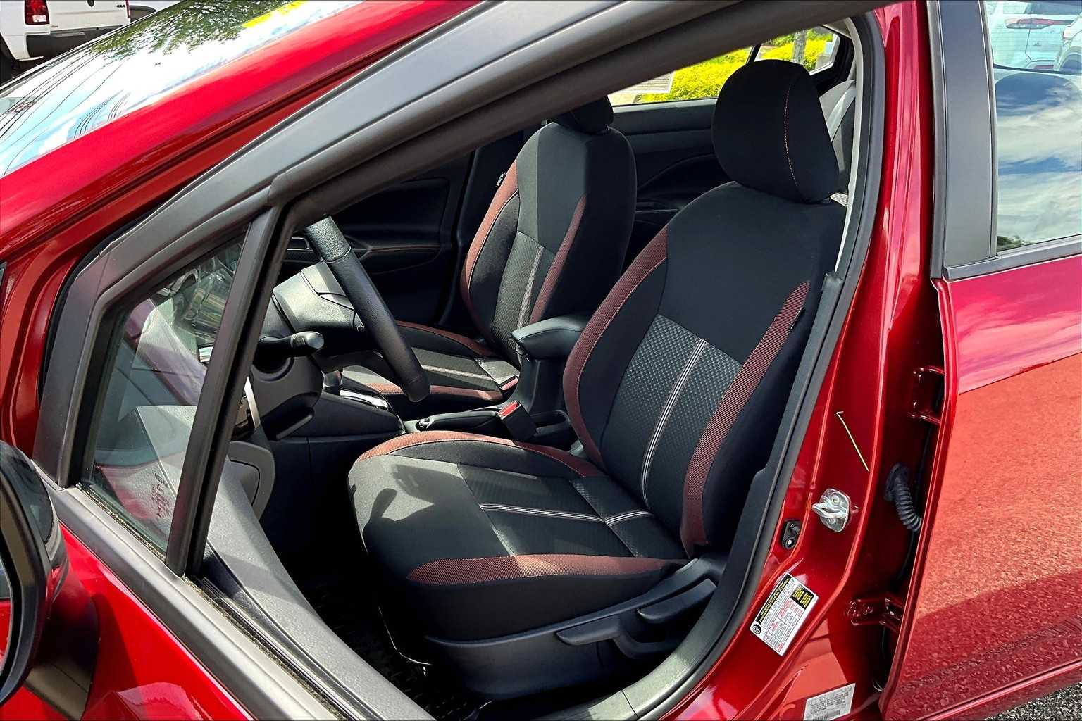2023 Nissan Versa SR - Photo 10
