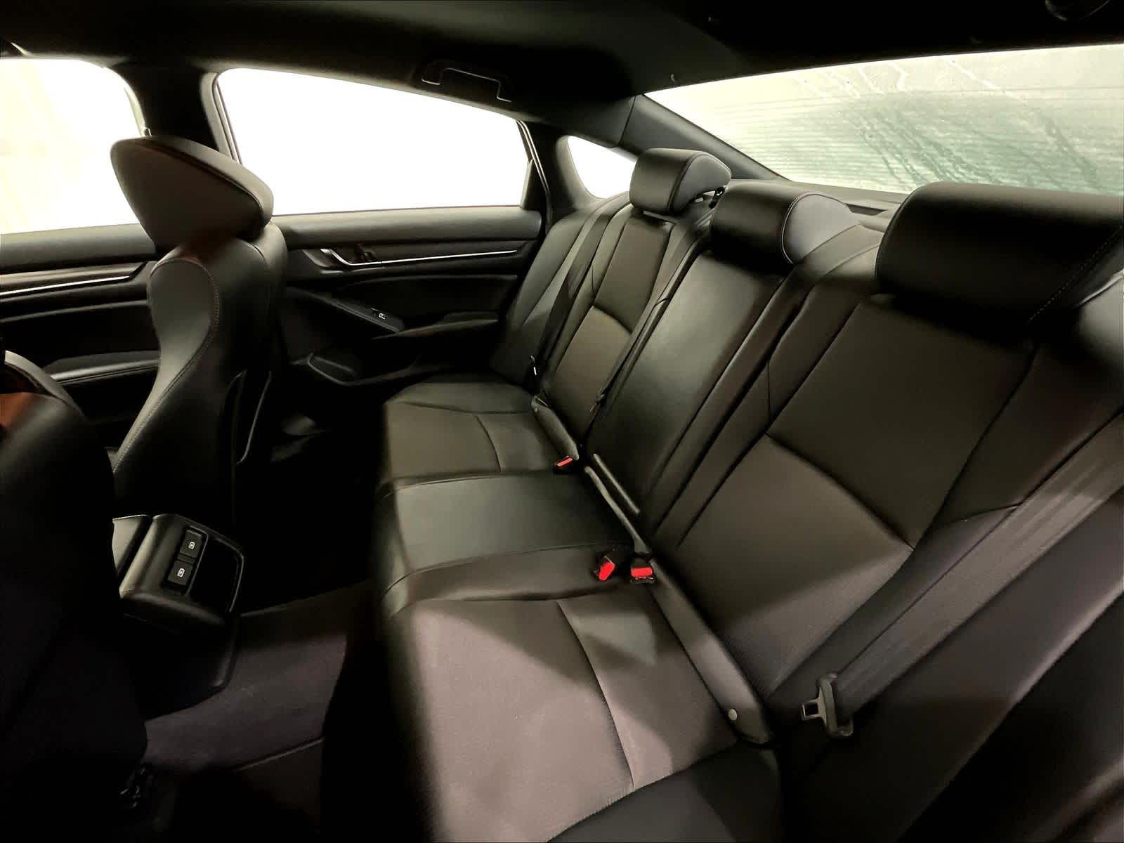 2022 Honda Accord Sport - Photo 15