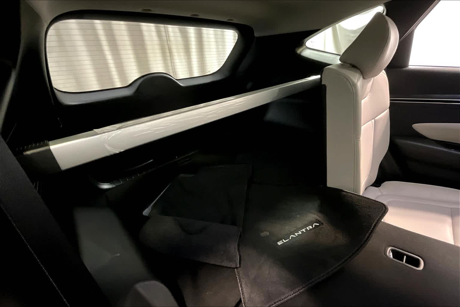 2022 Hyundai Tucson Limited - Photo 17