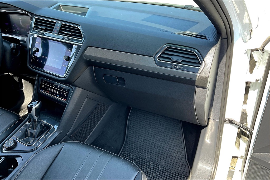 2022 Volkswagen Tiguan 2.0T SE R-Line Black - Photo 12