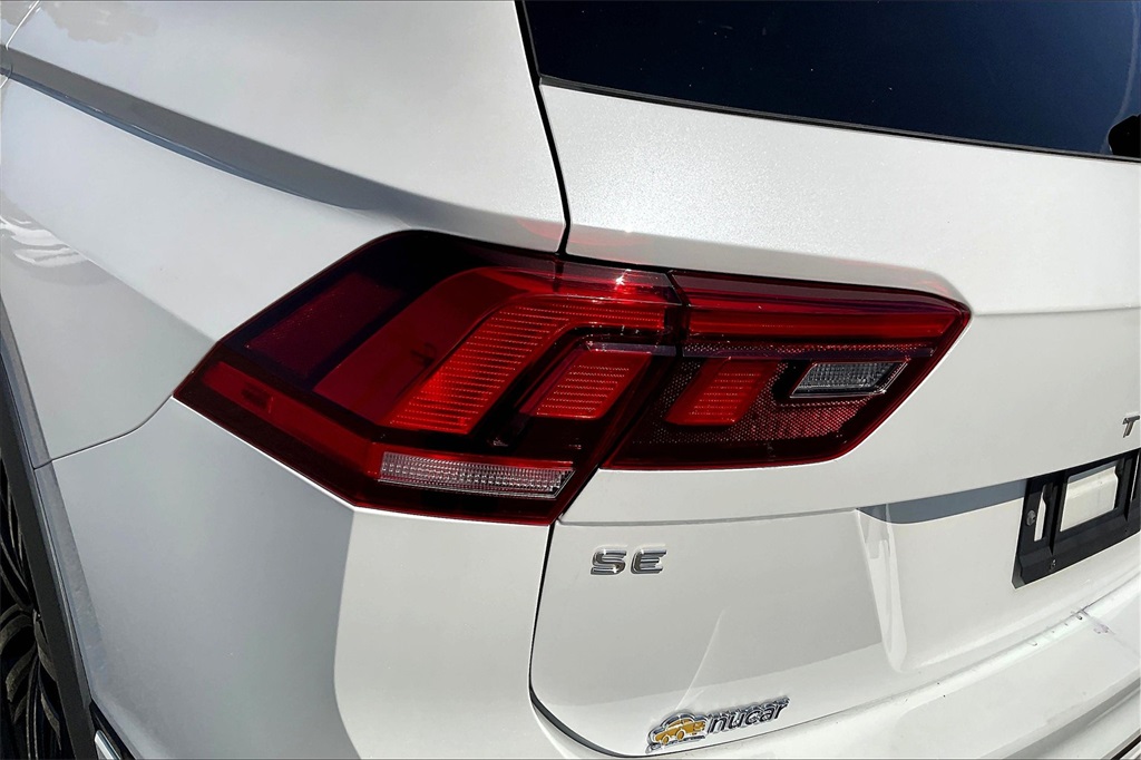 2022 Volkswagen Tiguan 2.0T SE R-Line Black - Photo 31
