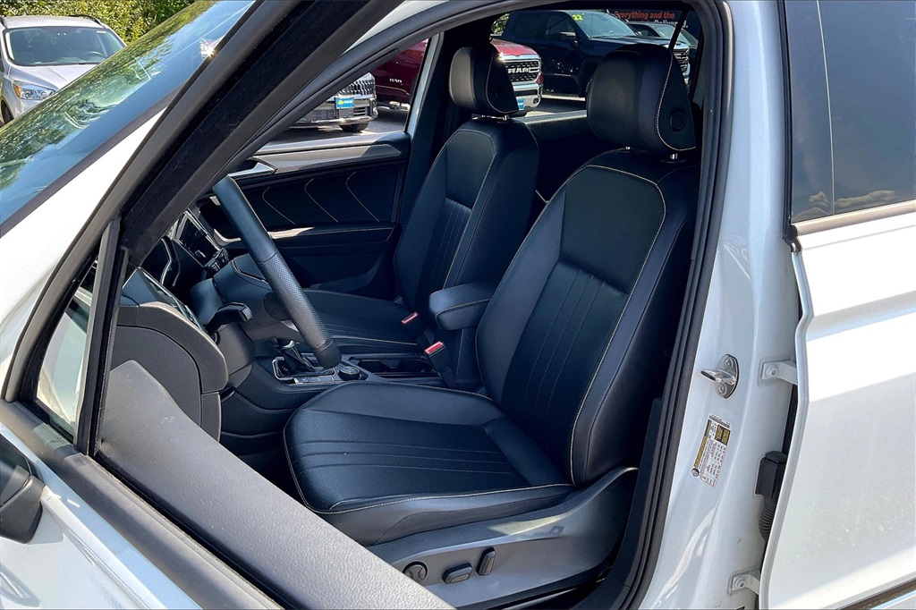 2022 Volkswagen Tiguan 2.0T SE R-Line Black - Photo 9