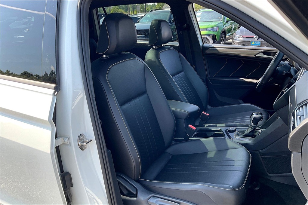 2022 Volkswagen Tiguan 2.0T SE R-Line Black - Photo 10