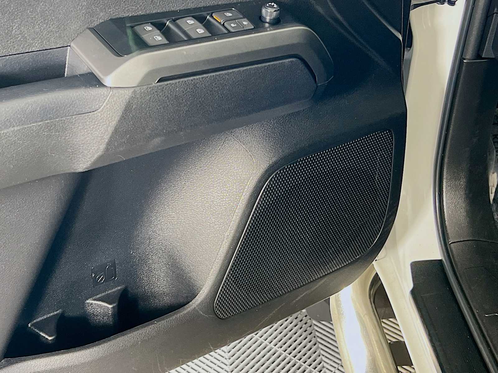 2023 Toyota Tacoma TRD Sport - Photo 18