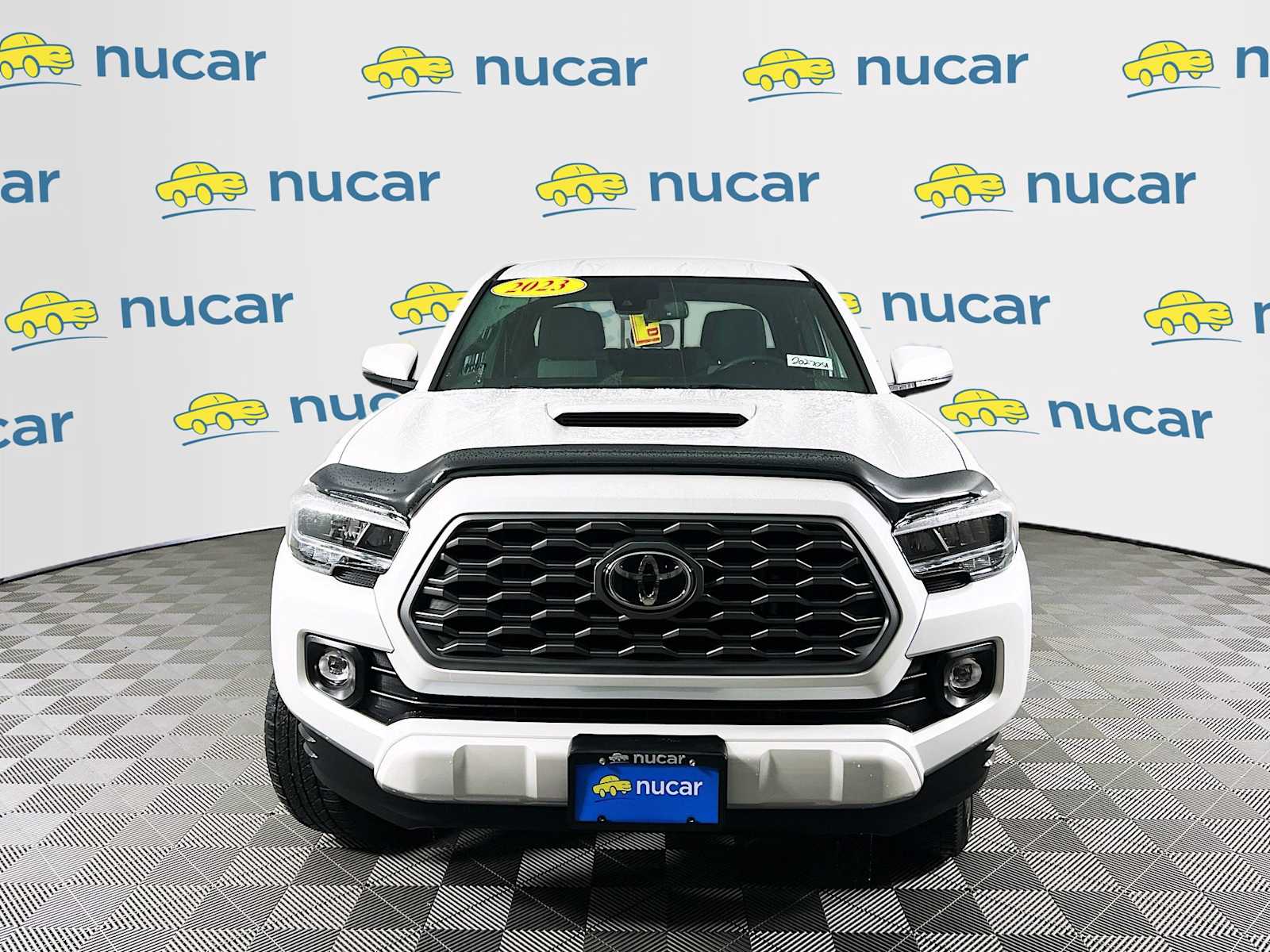 2023 Toyota Tacoma TRD Sport - Photo 2
