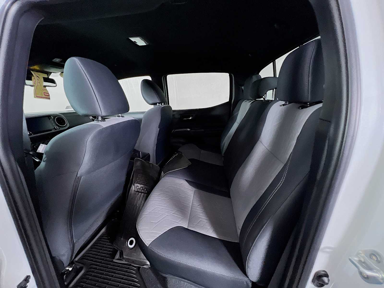 2023 Toyota Tacoma TRD Sport - Photo 23