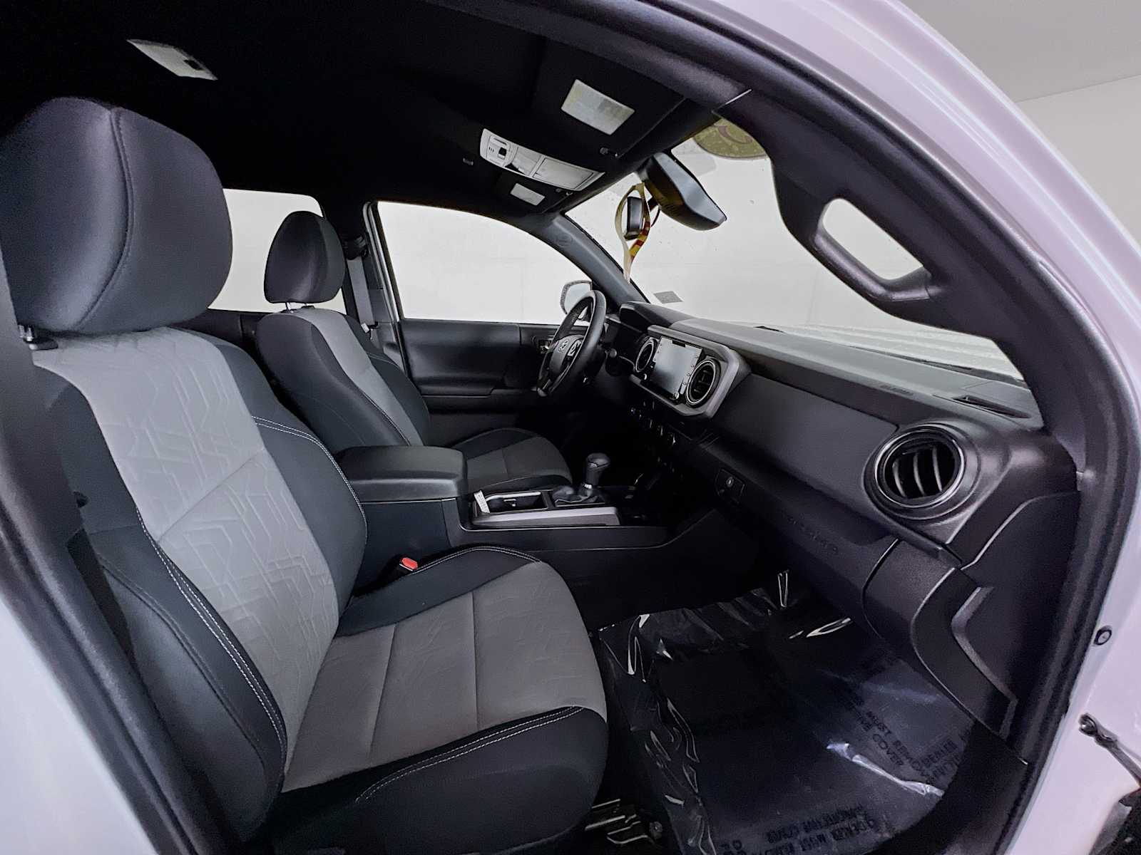 2023 Toyota Tacoma TRD Sport - Photo 26