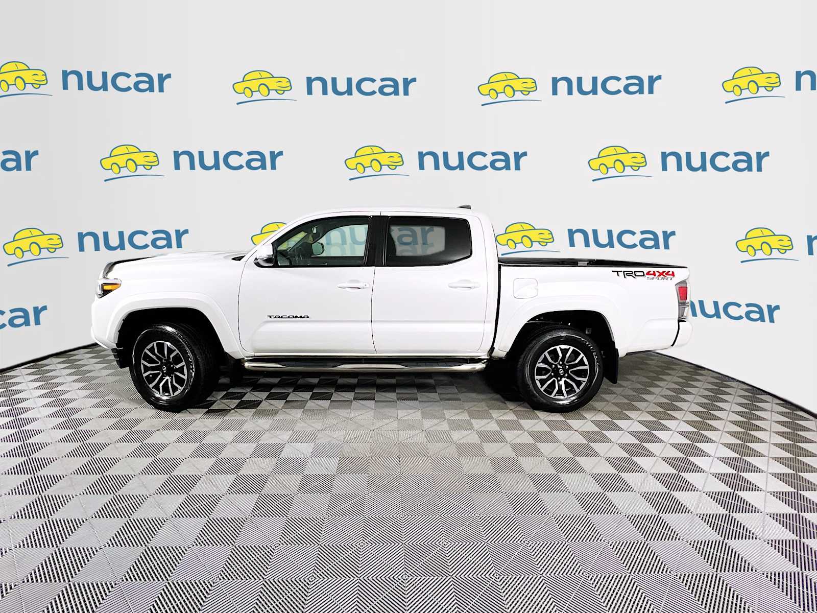 2023 Toyota Tacoma TRD Sport - Photo 4