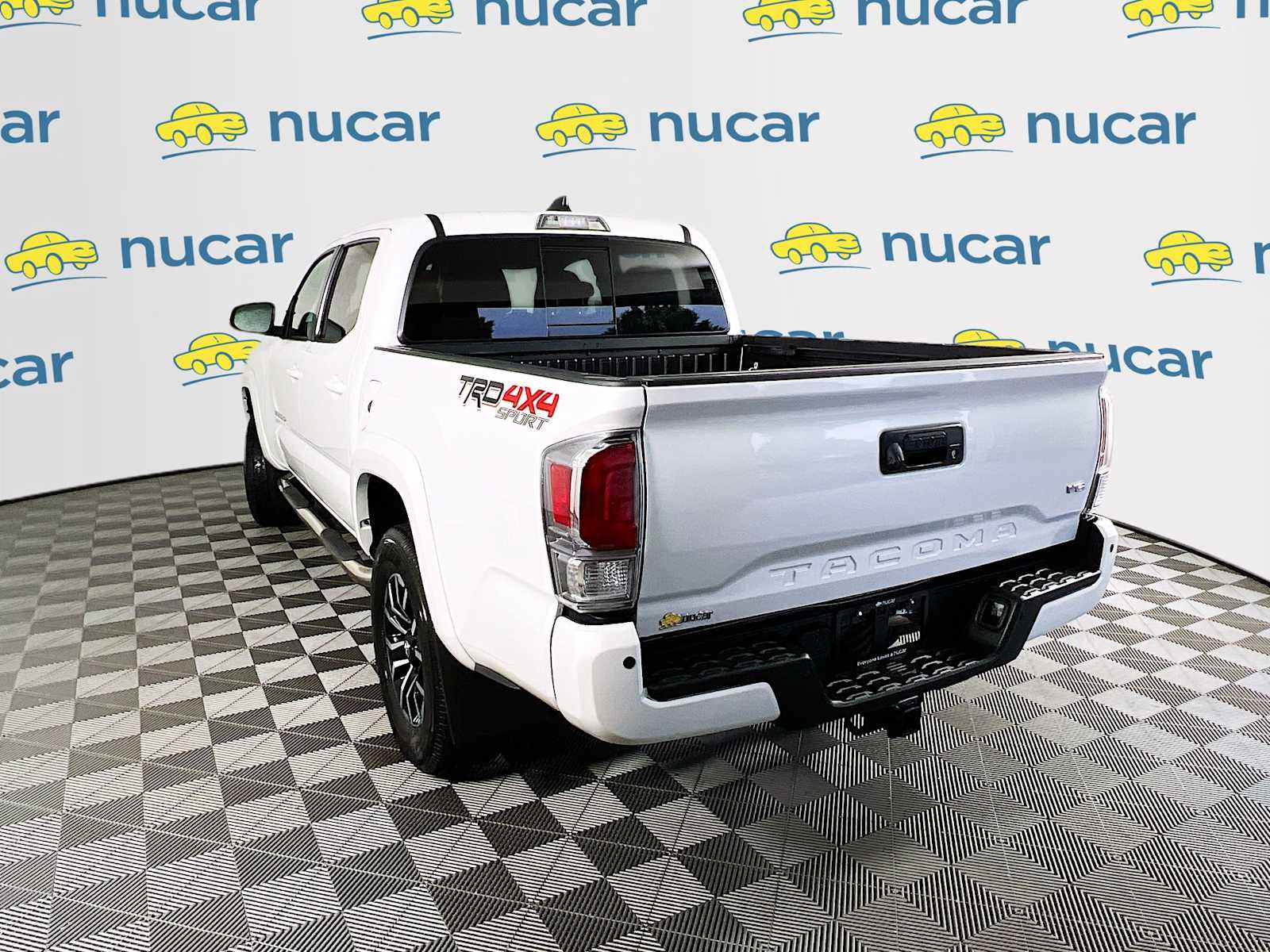 2023 Toyota Tacoma TRD Sport - Photo 5