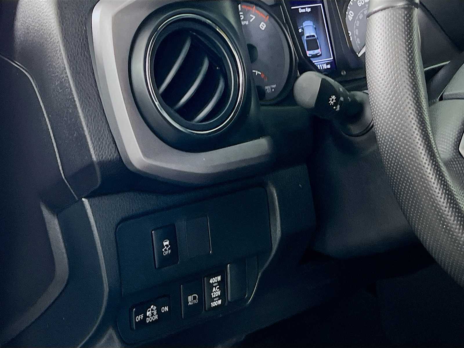 2023 Toyota Tacoma TRD Sport - Photo 10