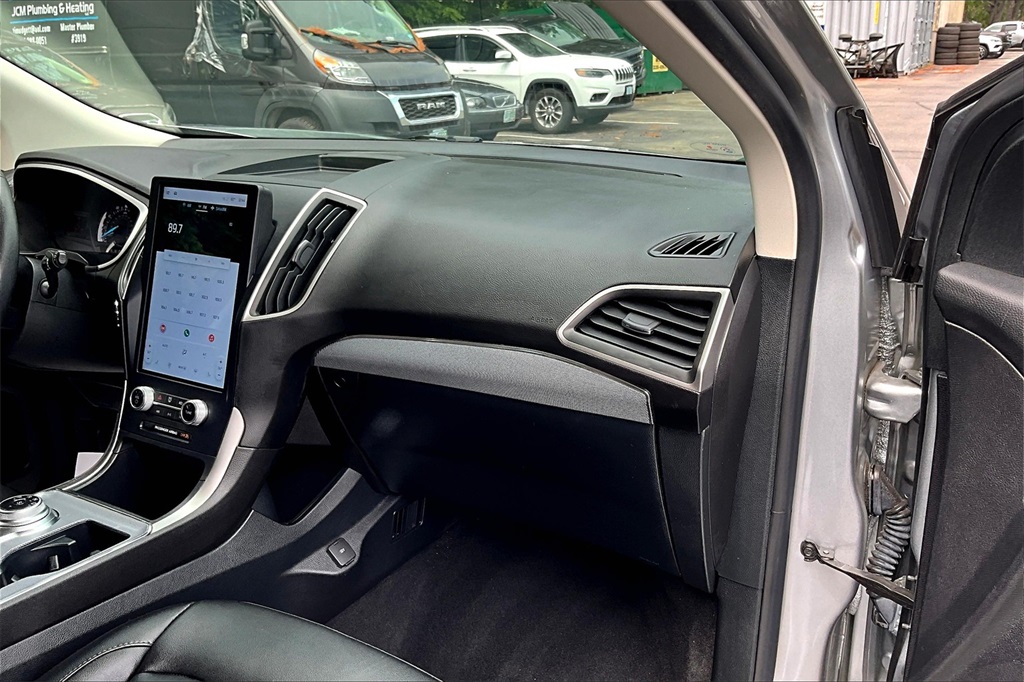 2021 Ford Edge SEL - Photo 13