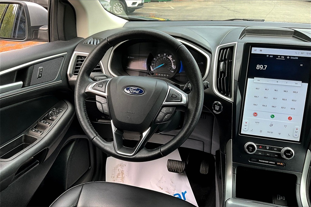 2021 Ford Edge SEL - Photo 17
