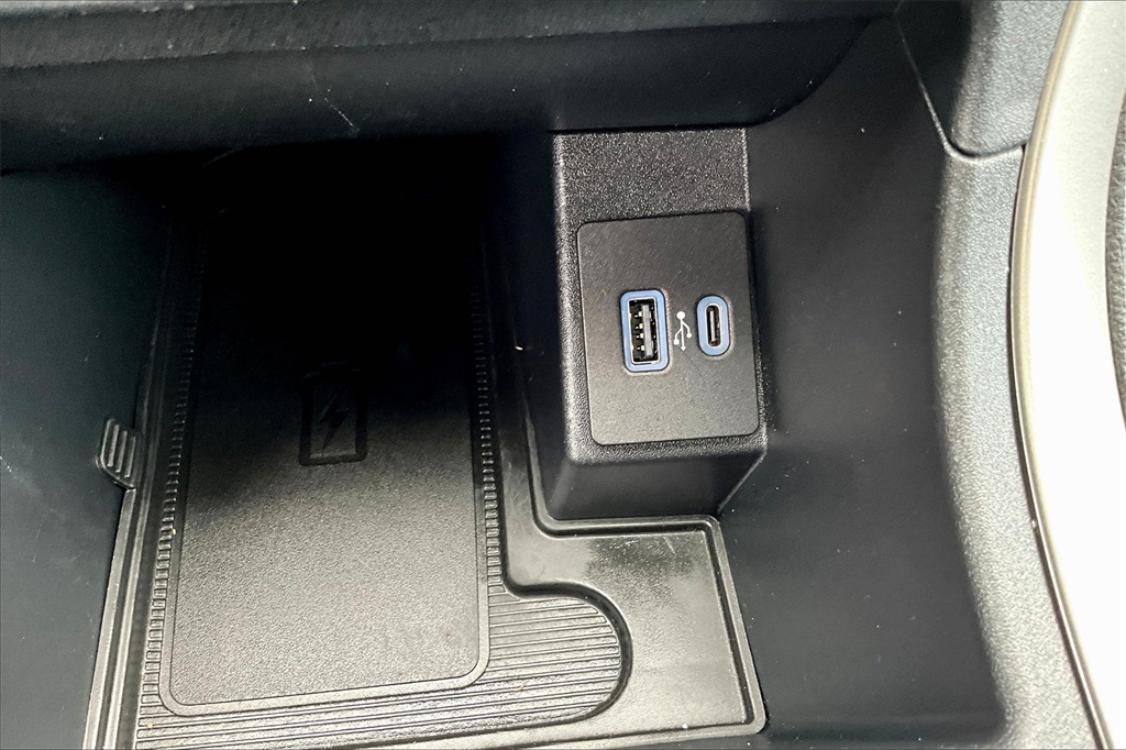 2021 Ford Edge SEL - Photo 27